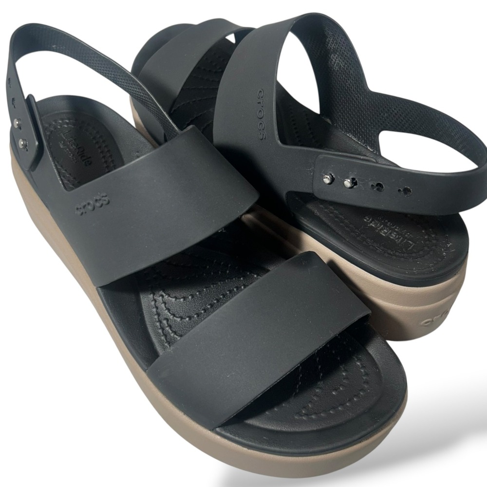 CROCS Brooklyn Low Wedge Sandal Size 9 LiteRide Foam Orthotic Comfort Platform